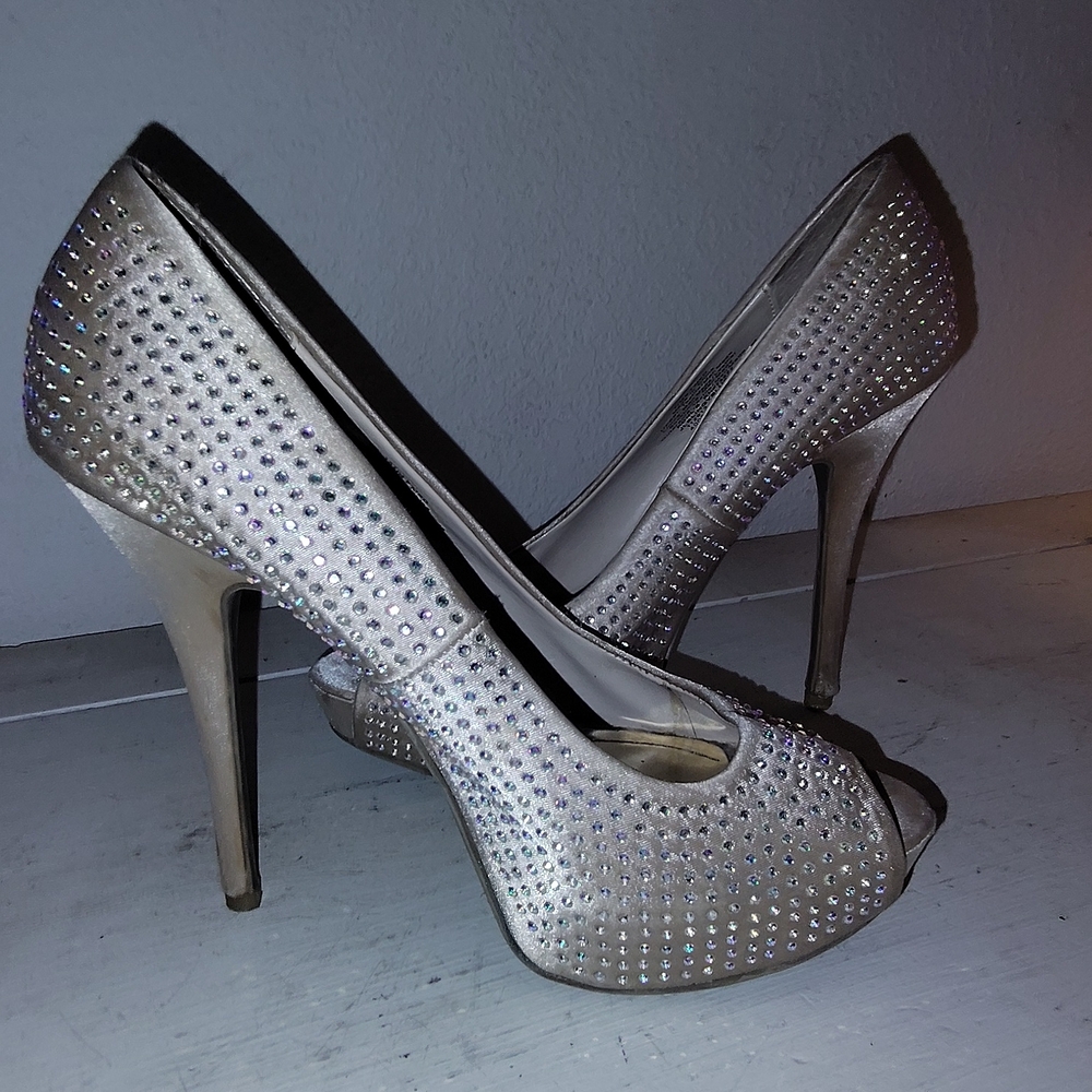 Jennifer Lopez Shimmering Silver Studded Heels